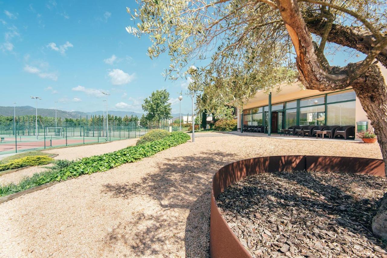 Hotel Mas Sola Санта Колома де Фарнерс Екстериор снимка