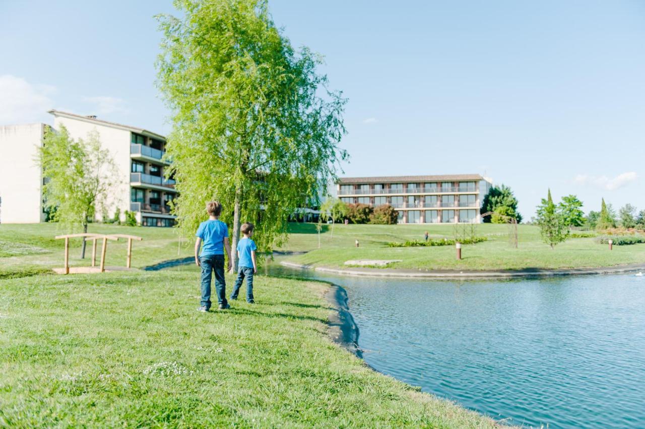 Hotel Mas Sola Санта Колома де Фарнерс Екстериор снимка
